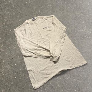 Gildan Men's white T-shirt